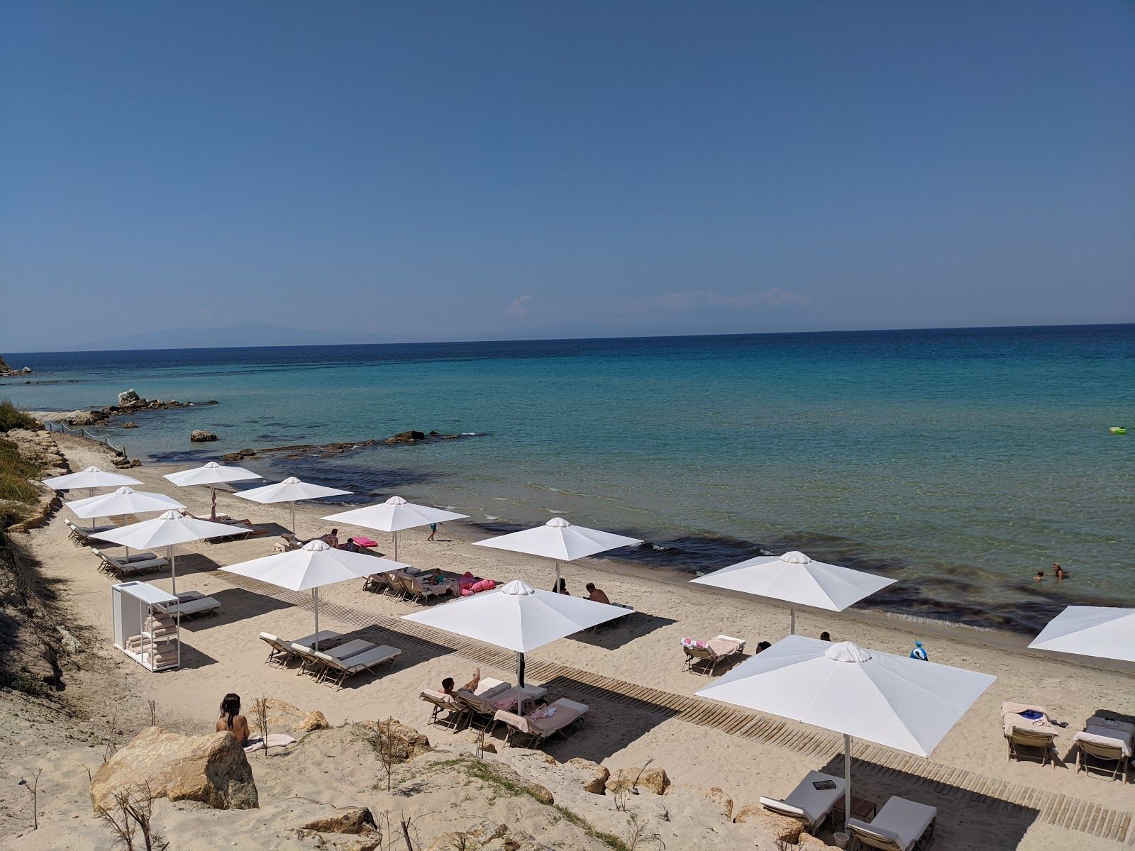 sani beach sunbeds 